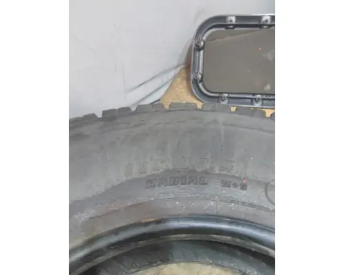 BRIDGESTONE 11R22.5 TIRE