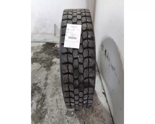 BRIDGESTONE 11R22.5 TIRE