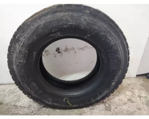 BRIDGESTONE 11R22.5 TIRE