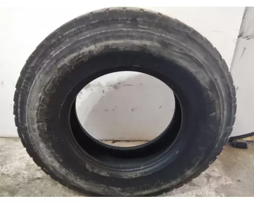 BRIDGESTONE 11R22.5 TIRE