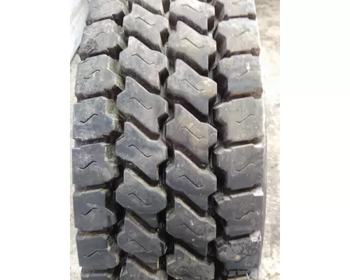 BRIDGESTONE 11R22.5 TIRE