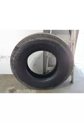 BRIDGESTONE 11R22.5 TIRE