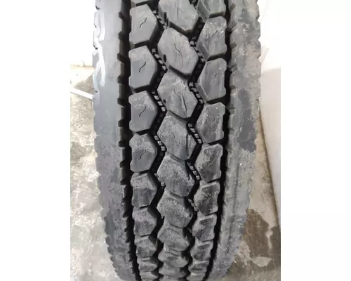 BRIDGESTONE 11R22.5 TIRE