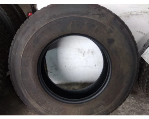 BRIDGESTONE 11R22.5 TIRE