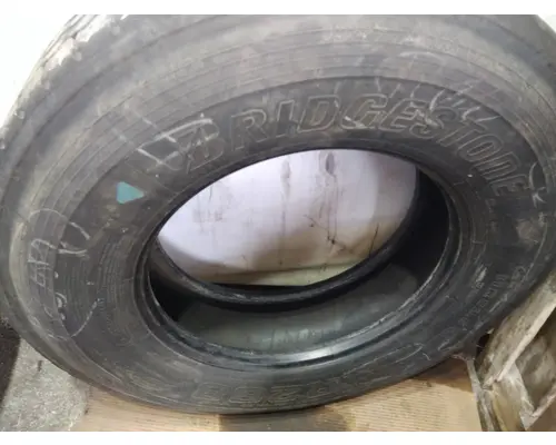 BRIDGESTONE 11R22.5 TIRE