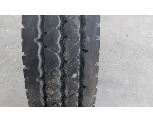 BRIDGESTONE 11R22.5 TIRE