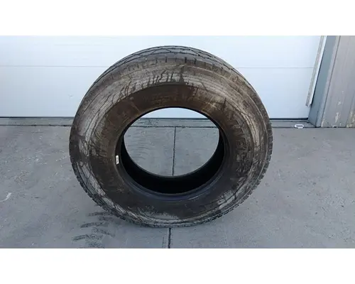 BRIDGESTONE 11R22.5 TIRE