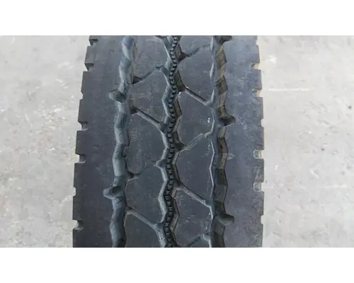 BRIDGESTONE 11R22.5 TIRE