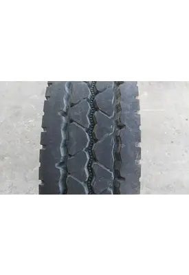 BRIDGESTONE 11R22.5 TIRE