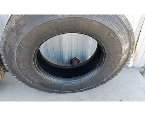 BRIDGESTONE 11R22.5 TIRE