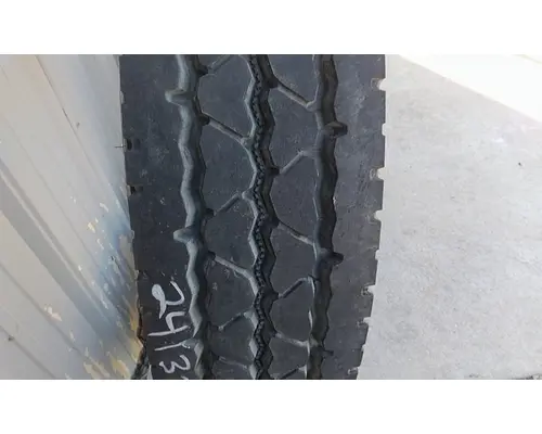 BRIDGESTONE 11R22.5 TIRE