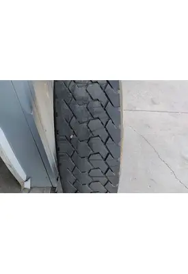 BRIDGESTONE 11R22.5 TIRE