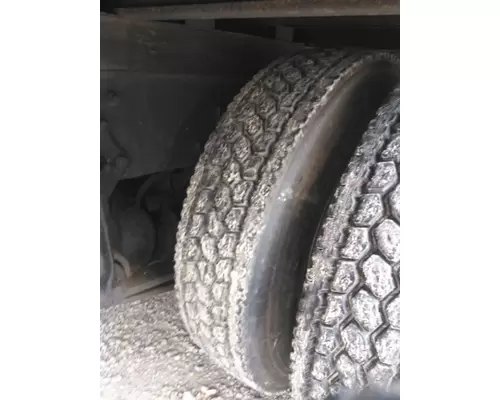 BRIDGESTONE 11R22.5 TIRE