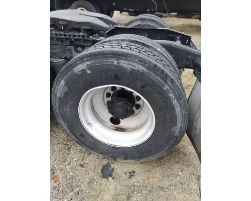 BRIDGESTONE 11R22.5 TIRE