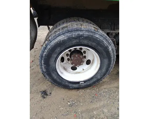 BRIDGESTONE 11R22.5 TIRE