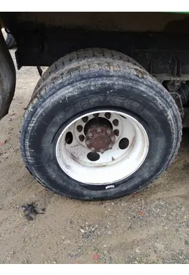 BRIDGESTONE 11R22.5 TIRE