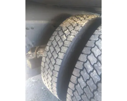 BRIDGESTONE 11R22.5 TIRE