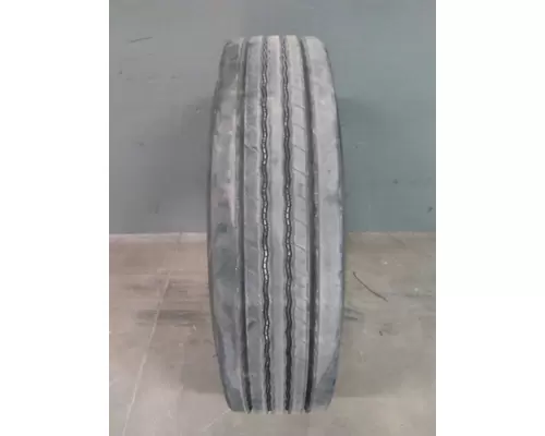 BRIDGESTONE 11R22.5 TIRE