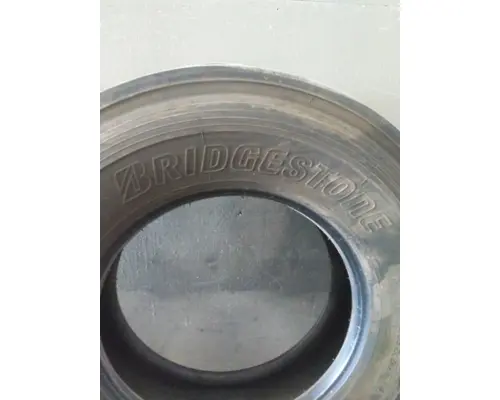 BRIDGESTONE 11R22.5 TIRE