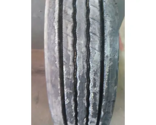BRIDGESTONE 11R22.5 TIRE