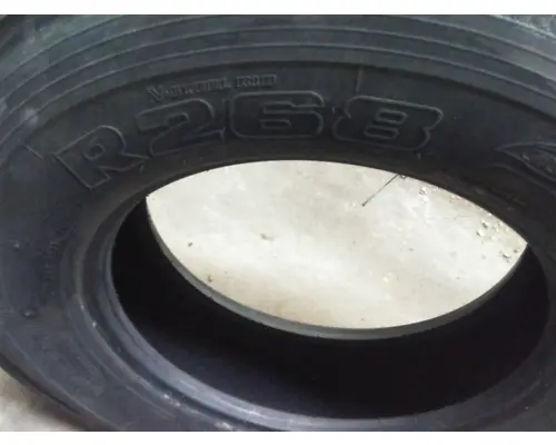 BRIDGESTONE 11R22.5 TIRE