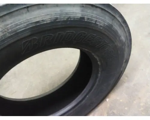 BRIDGESTONE 11R22.5 TIRE