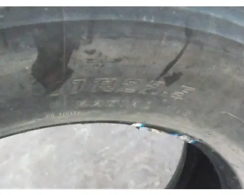 BRIDGESTONE 11R22.5 TIRE