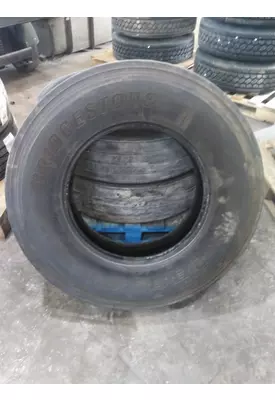 BRIDGESTONE 11R22.5 TIRE