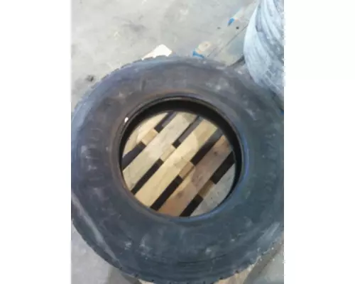 BRIDGESTONE 11R22.5 TIRE