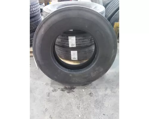 BRIDGESTONE 11R22.5 TIRE