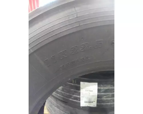 BRIDGESTONE 11R22.5 TIRE