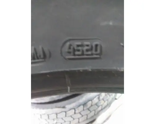 BRIDGESTONE 11R22.5 TIRE