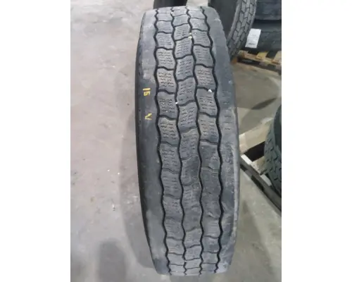 BRIDGESTONE 11R22.5 TIRE