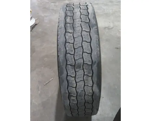 BRIDGESTONE 11R22.5 TIRE