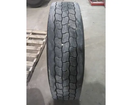 BRIDGESTONE 11R22.5 TIRE