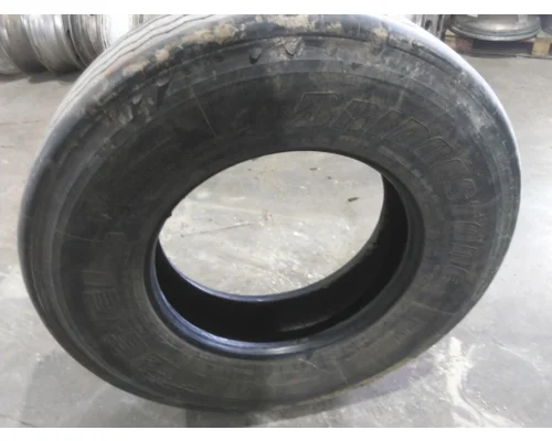 BRIDGESTONE 11R22.5 TIRE