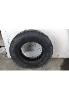 BRIDGESTONE 275/80R22.5 TIRE