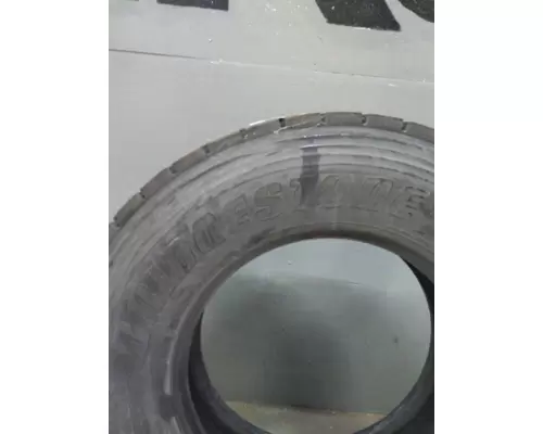 BRIDGESTONE 275/80R22.5 TIRE