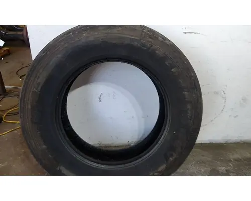 BRIDGESTONE 285/75R24.5 TIRE