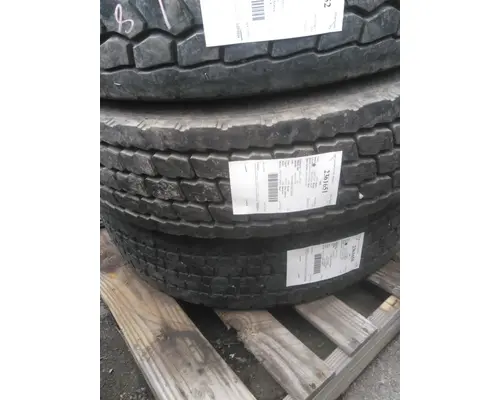 BRIDGESTONE 295/75R22.5 TIRE