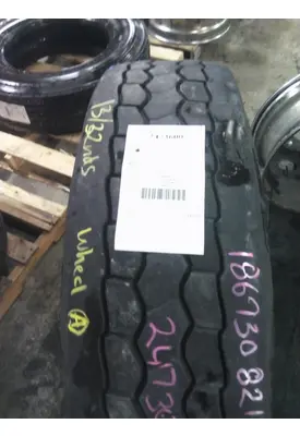 BRIDGESTONE 295/75R22.5 TIRE