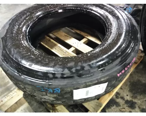 BRIDGESTONE 295/75R22.5 TIRE
