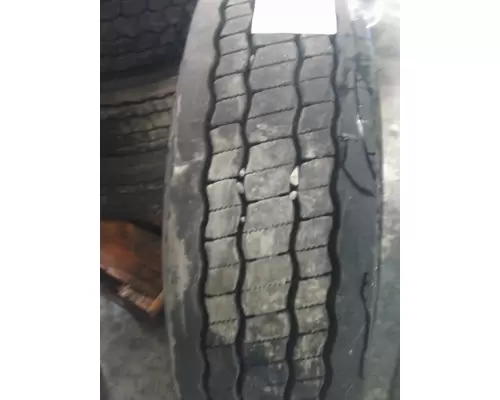 BRIDGESTONE 295/75R22.5 TIRE