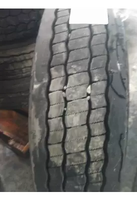 BRIDGESTONE 295/75R22.5 TIRE