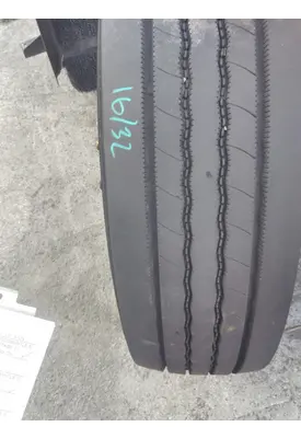 BRIDGESTONE 295/75R22.5 TIRE