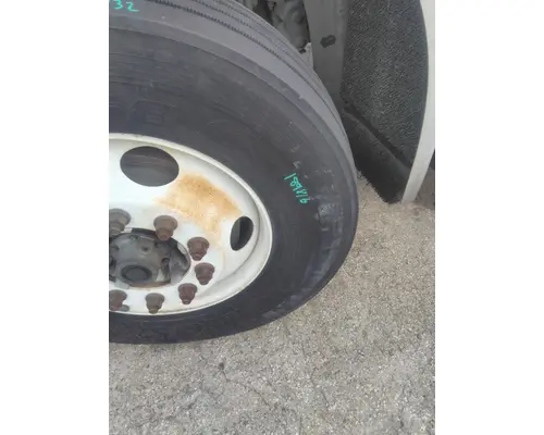 BRIDGESTONE 295/75R22.5 TIRE