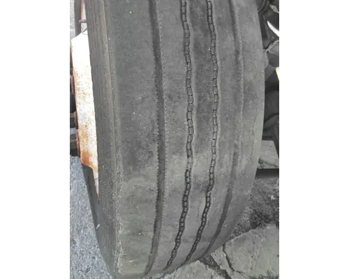 BRIDGESTONE 295/75R22.5 TIRE