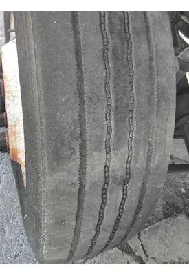 BRIDGESTONE 295/75R22.5 TIRE