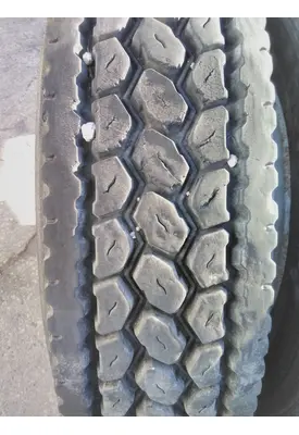 BRIDGESTONE 295/75R22.5 TIRE