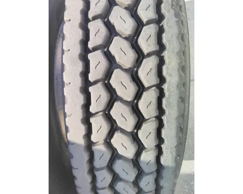 BRIDGESTONE 295/75R22.5 TIRE